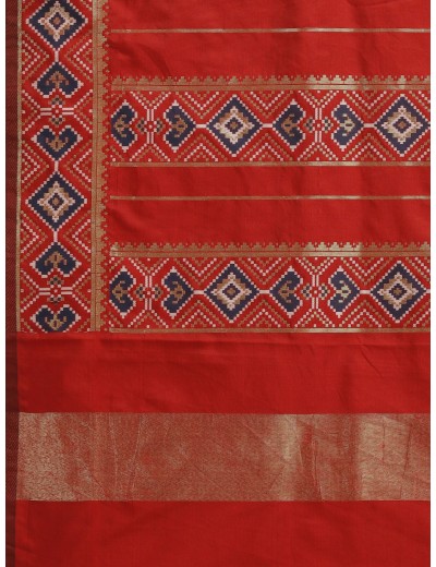 KAPAAHA Woven Figure Patola Saree (Navy)